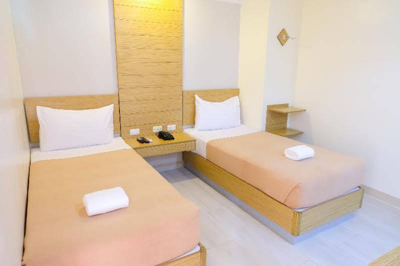 Chambre Mactan Hotel มักตัน ภายนอก รูปภาพ